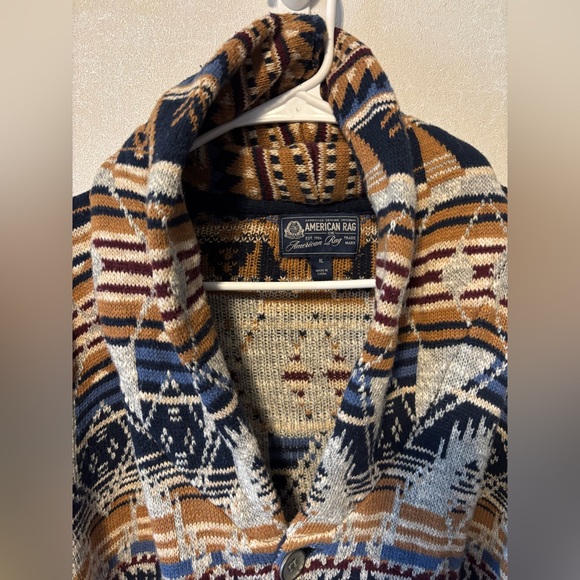 American Rag | Aztec Patterned Button-Up Cardigan | Size XL - Picture 2 of 5